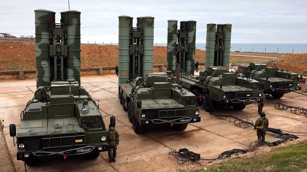 Facing Pakistan's attacks, India deploys the mighty S-400 (File photo)