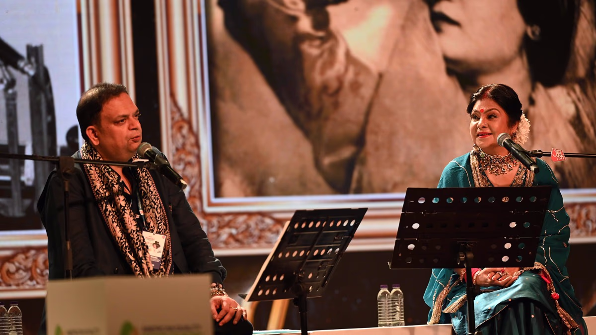 In the session 'Akhtari... Oh, What a Tale!!' history seemed to step onto the stage (Photo Credits: Chandradeep Kumar)