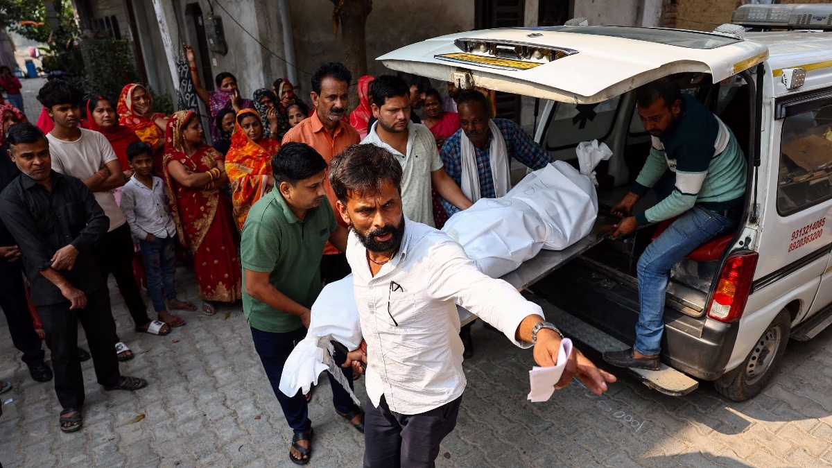 Pankaj's body being returned to his home after the Delhi blast. (Photo: Reuters)
