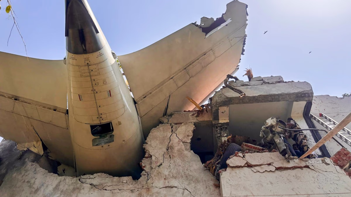 AAIB report unveils the tragic Air India crash in Ahmedabad (Photo:PTI)