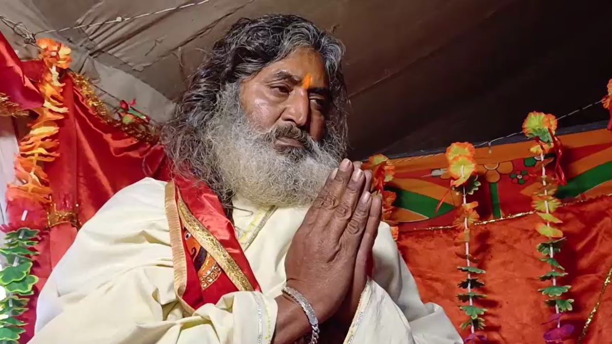 Silent sage attending the Prayagraj fair for 42 years