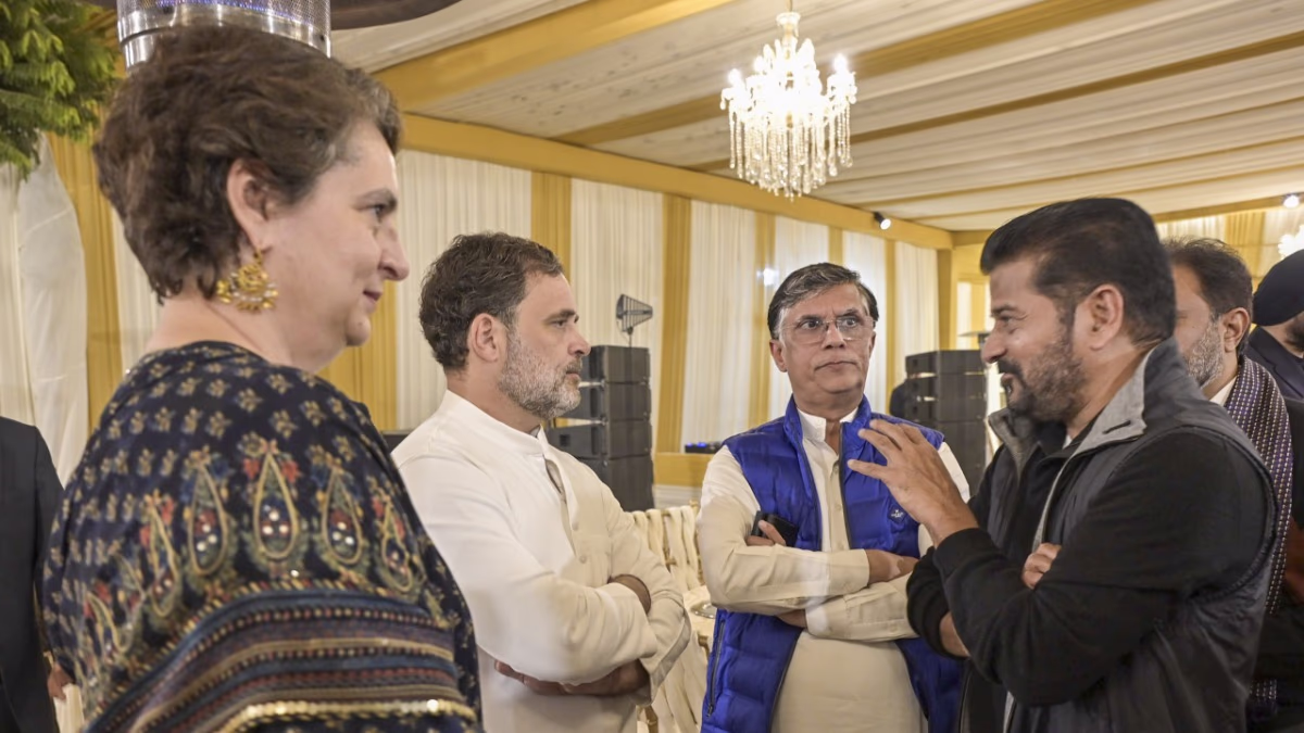 Sharad Pawar with Rewanth Reddy at the Dinner Party