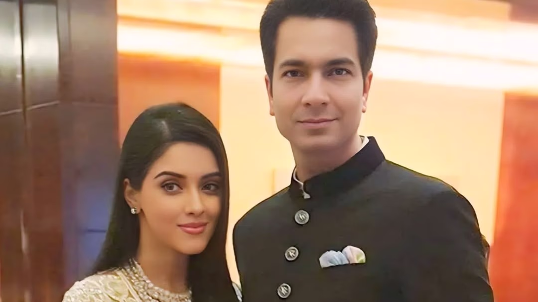 Asin, who gained fame in 'Ghajini', now leads a happy life with her daughter and husband away from showbiz. The viral loving post from her husband as they complete 10 years together is a must-see!