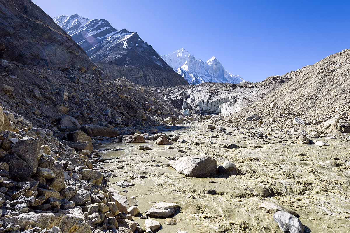 Illustration of Gangotri Glacier's snow melt.