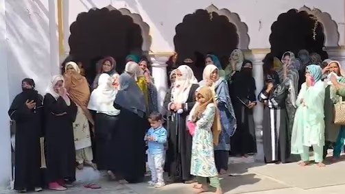 Police Stopped Procession Midway. (Photo: Screengrab)