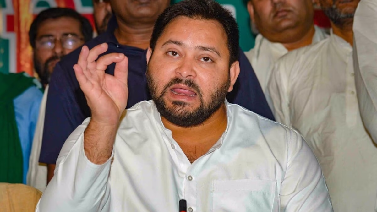 Tejashwi Yadav posed serious questions to the Election Commission. - (File Photo: ITG)