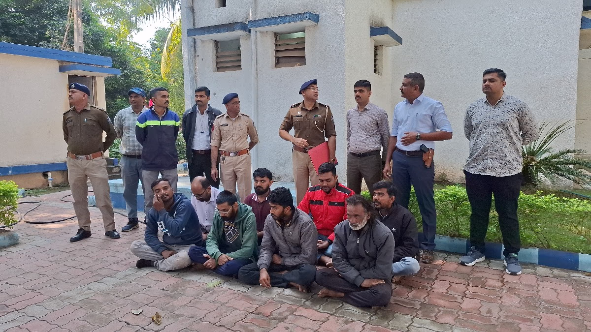 Accused in police custody. (Photo: Bhargavi K Joshi/ITG)