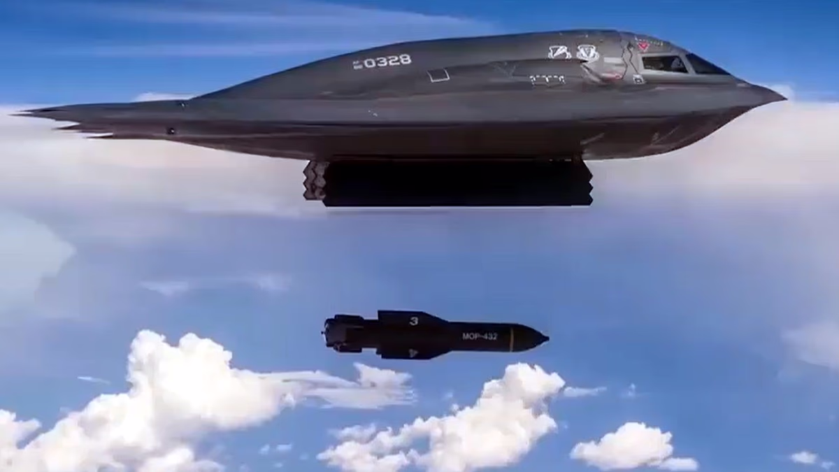 The US deployed GBU-57 MOP bunker buster bombs via this B-2 stealth bomber, demolishing Iran's nuclear centers. (Photo: USAF)
