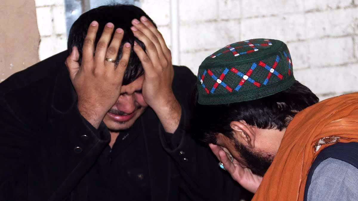 A grieving family member of a security personnel killed in a bomb blast in Quetta, Pakistan. (File Photo: Reuters)