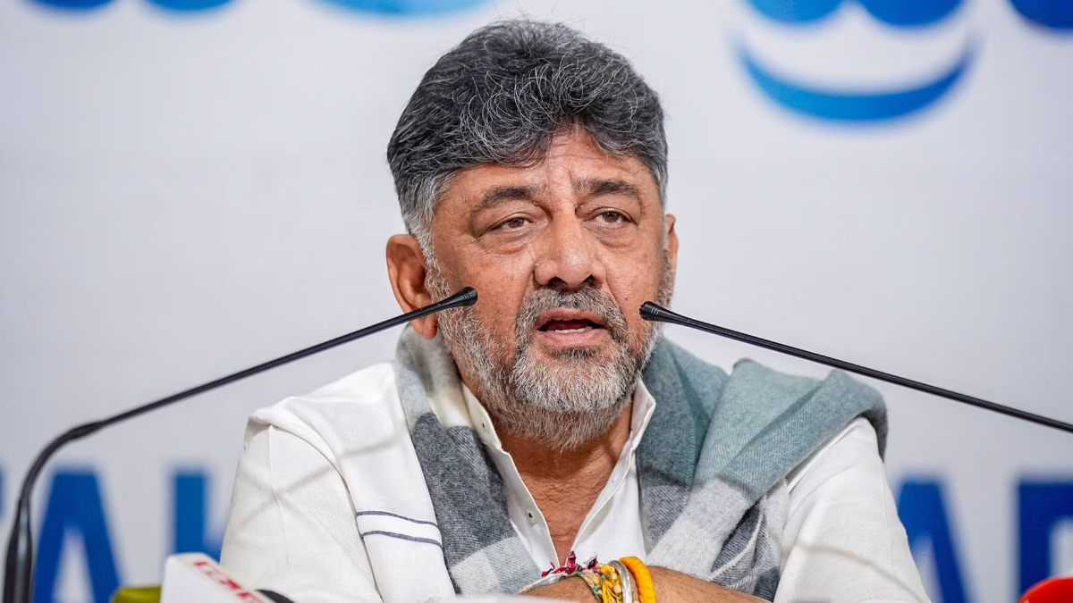 DK Shivakumar critiques Kerala CM on Bengaluru land eviction issue (Photo: PTI)
