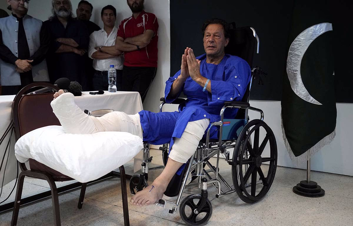 Political tension between Imran Khan and Asim Munir