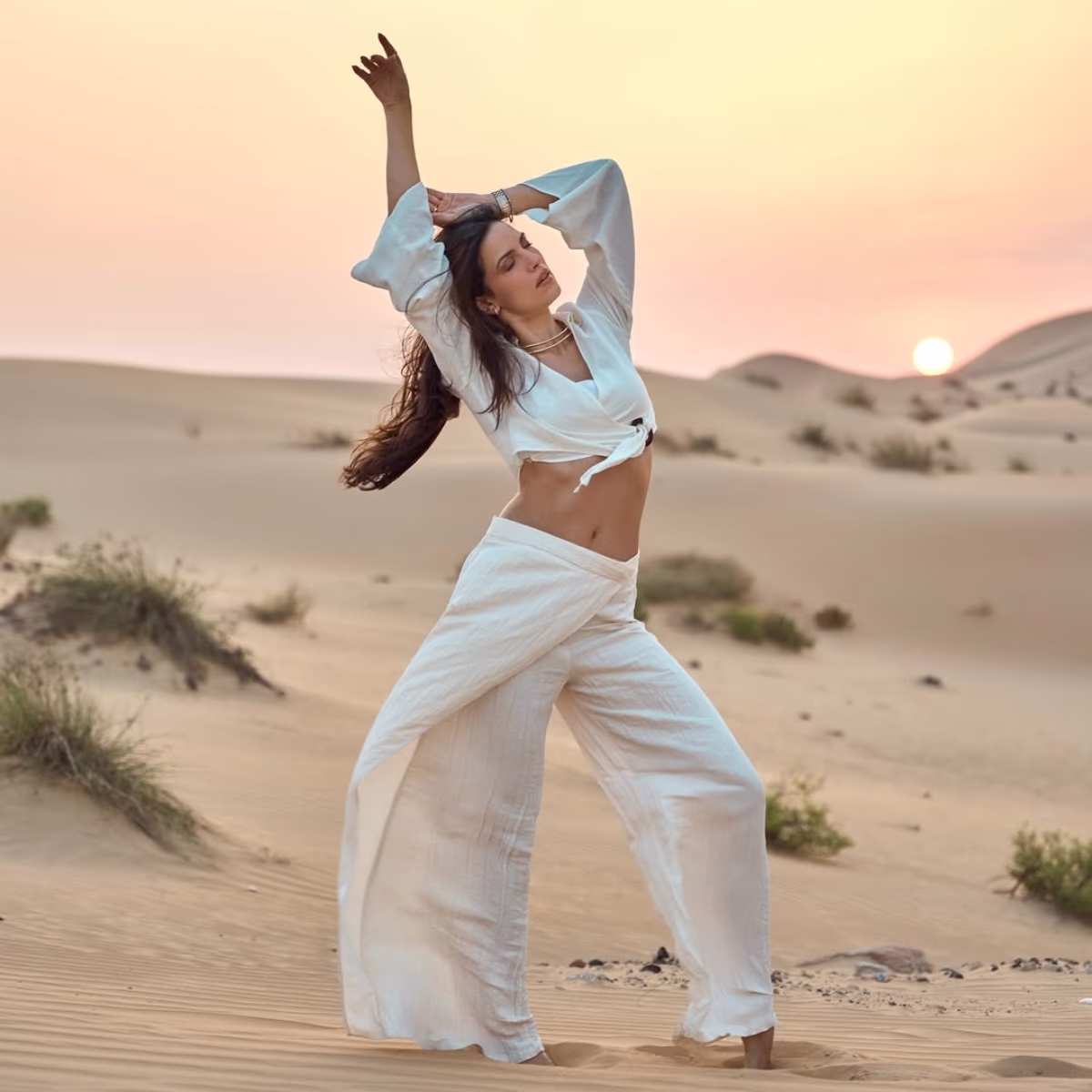 Fans adore Natasa's glam poses