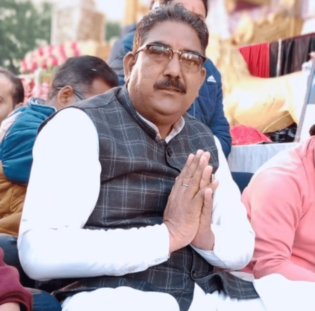 Mass defections in JJP following Haryana election announcement as four MLAs resign, including Ishwar Singh, Devendra Babli, Anoop Dhanak, and Ram Karan Kala.