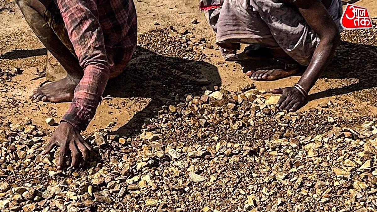 People put everything on the line for diamonds, relying on hard work and charms.