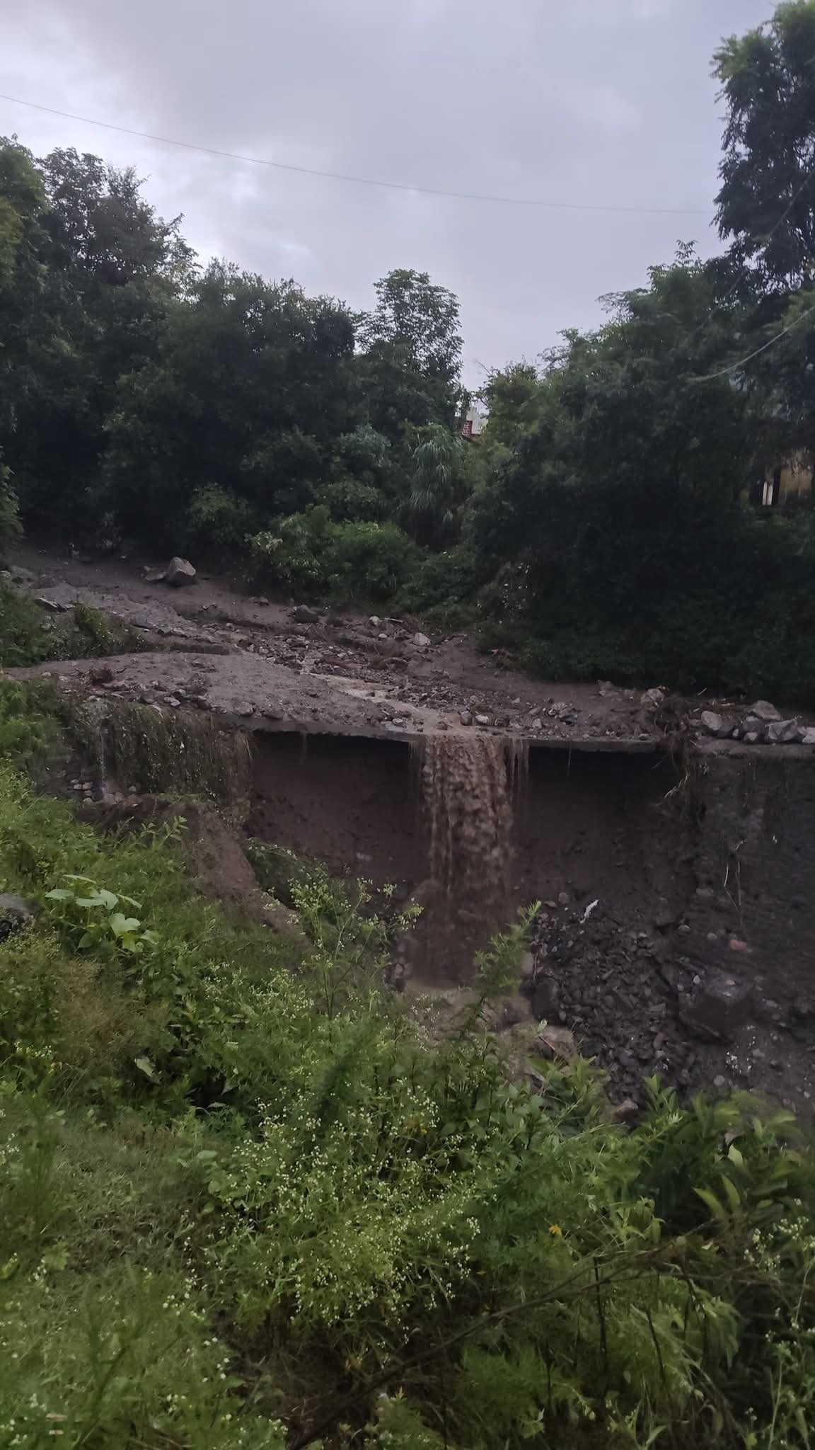 Devastating cloudburst hits Chamoli, causing widespread damage. Tharali market, homes filled with debris, and vehicles buried. Young woman dies, one person missing in Sagawada. 