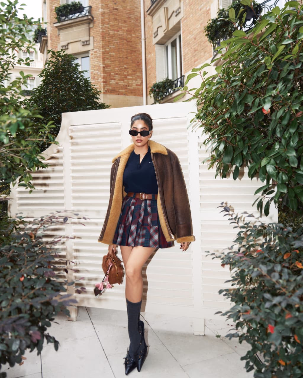 Janhvi Kapoor in chic style