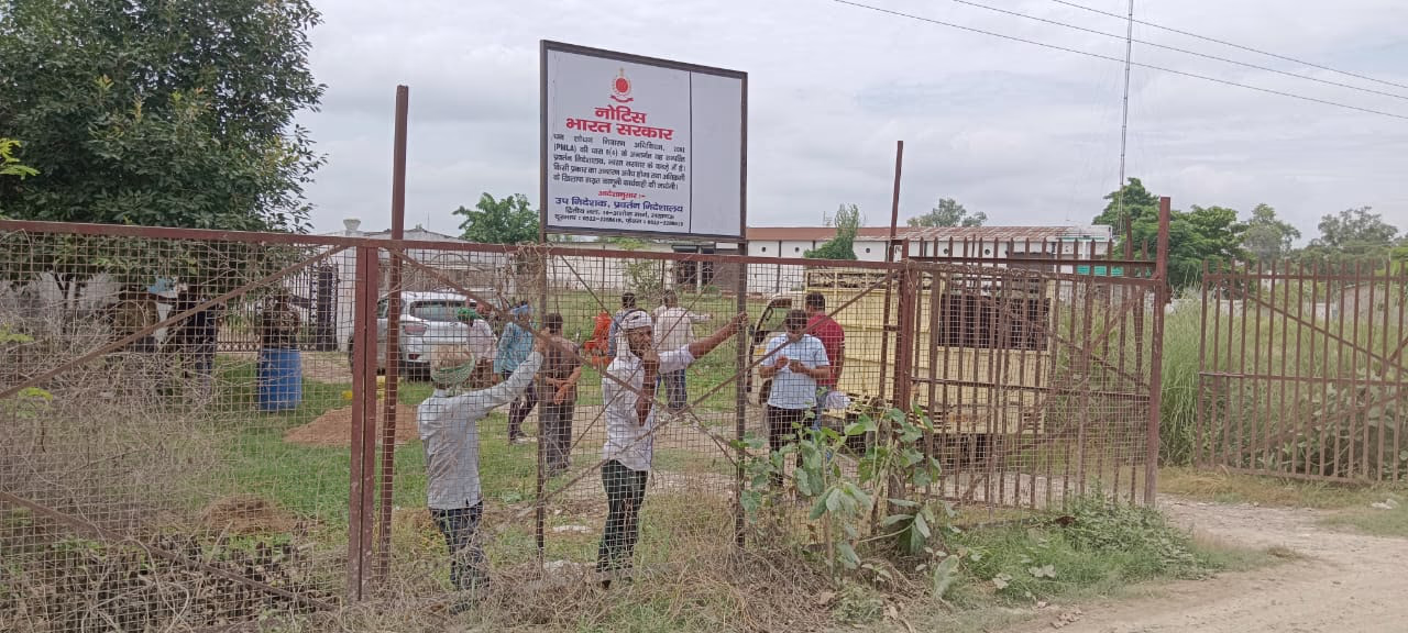 ED Seizes Worth Millions of SP MP Babu Singh Kushwaha’s Land, Bulldozer on Site