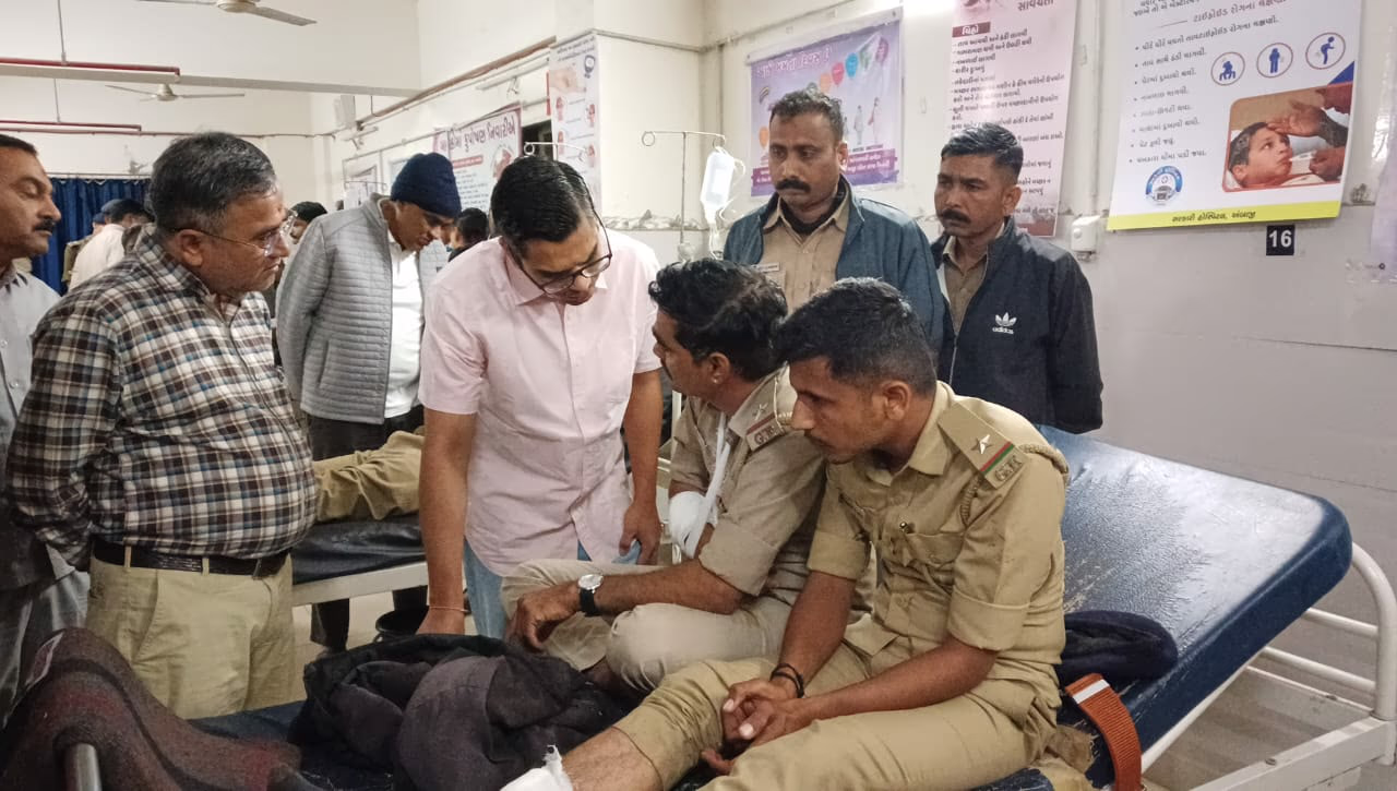 A chaotic scene of the attack in Gujarat