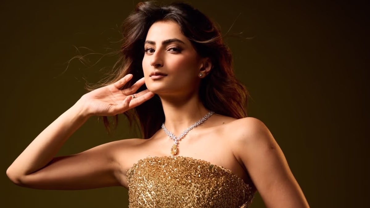 Palak Tiwari in Golden Gown